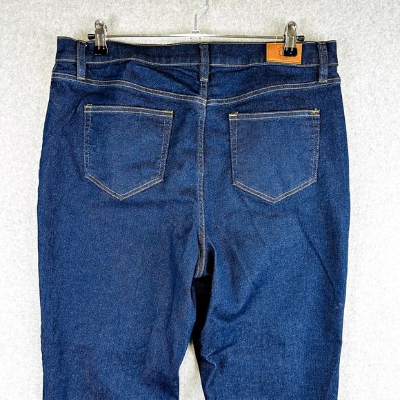 Lands' End Womans Sz 16 Jeans Blue Pockets Denim Dark Wash Taper Straight - Picture 5 of 8